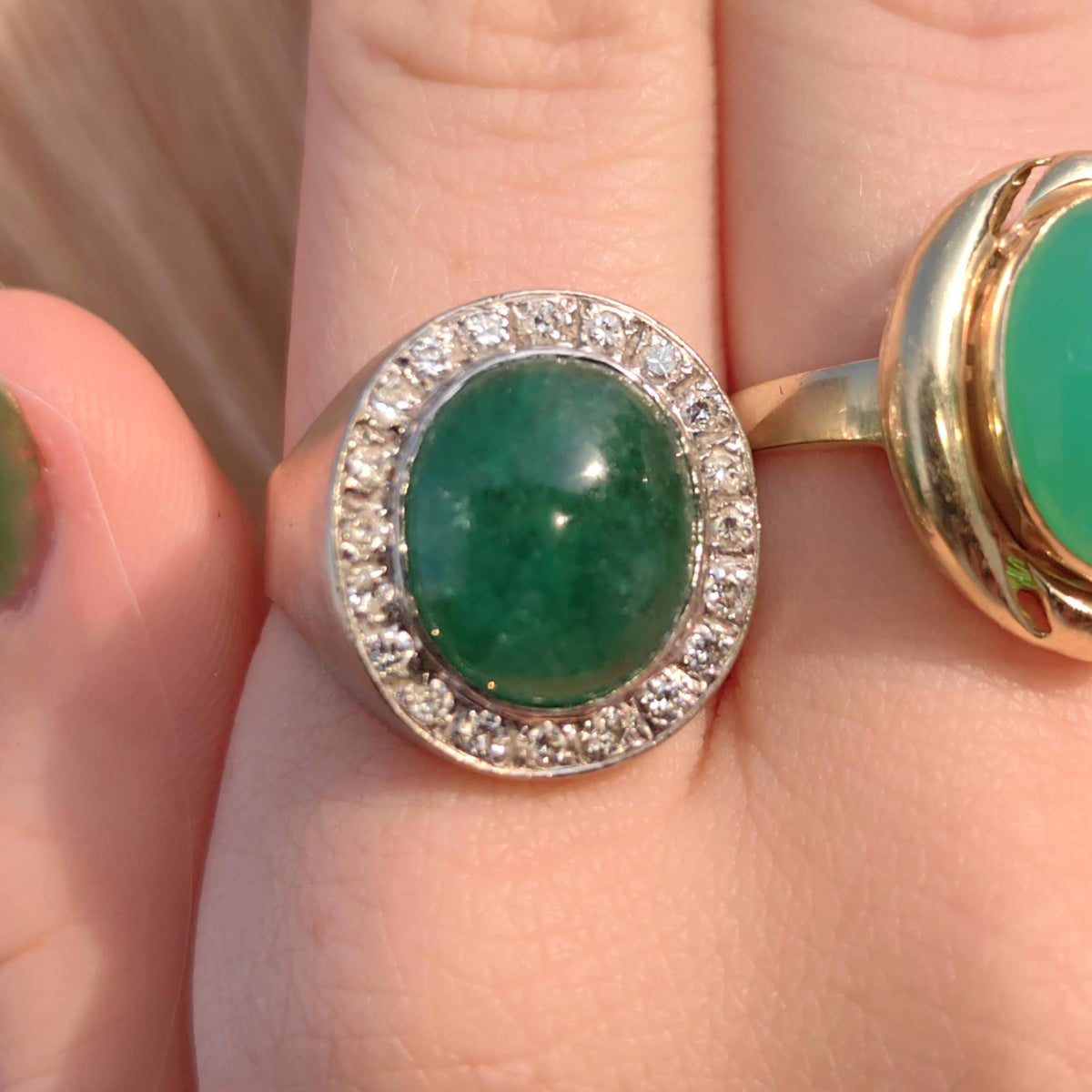Emerald Diamond Ring Vintage 1970s Natural large cabochon Green Statement Estate Ring 14k Solid White Gold Elegant Statement Gift Her wife