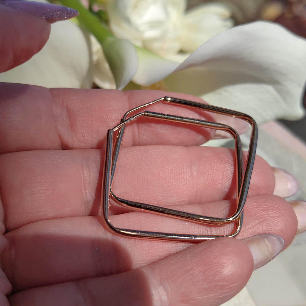 Vintage 14k Yellow Gold Square Hoop Earrings: Minimalist Geometric Jewelry