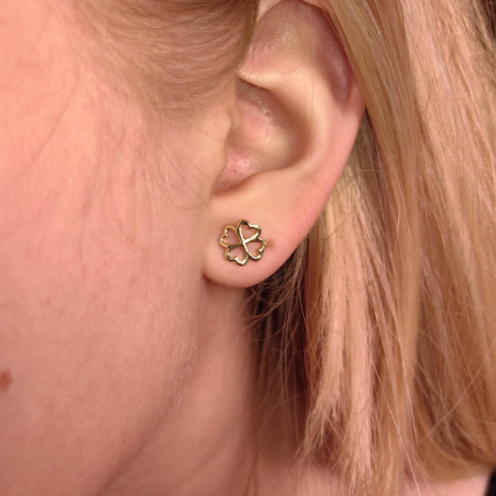 Clover Vintage 14k Solid Yellow Gold Elegant Openwork Design Dainty Stud Earrings  Push Back Closure Earrings Gift for Her Present