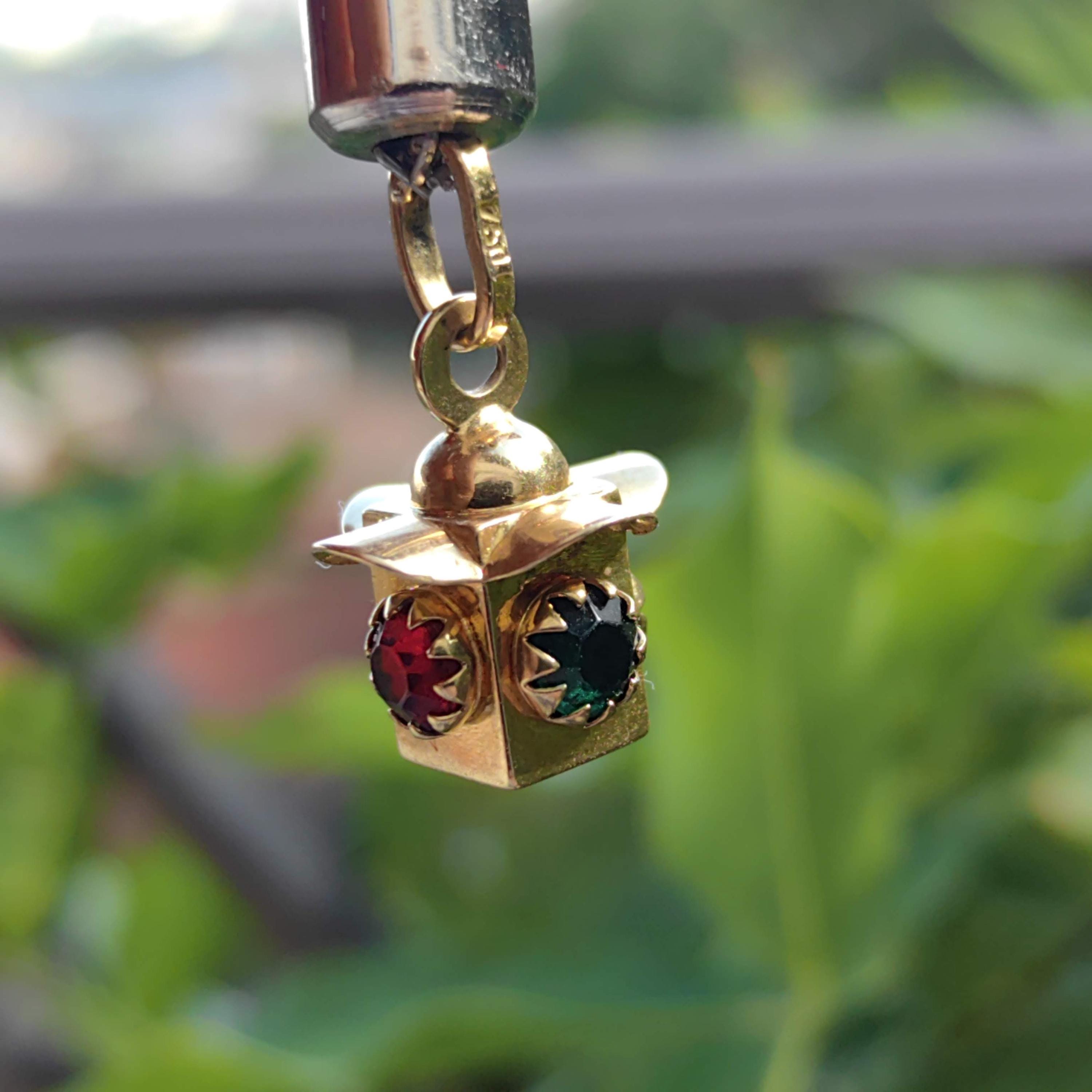 18k Gold Art Deco Pendant: Red & Green Paste Stone Charm