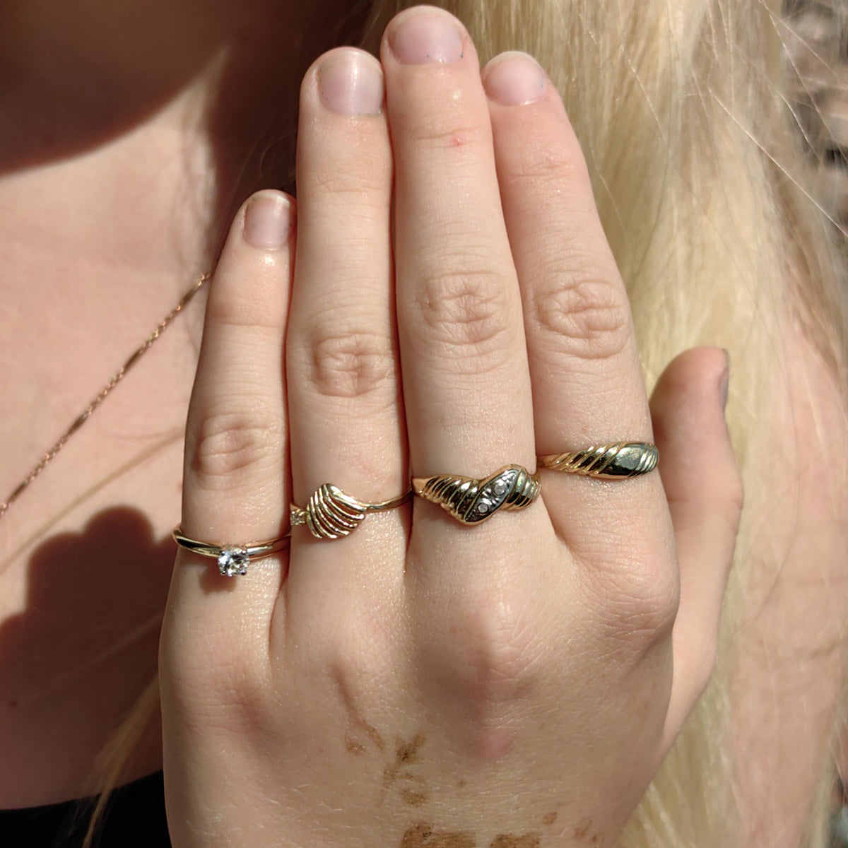 Vintage Diamond Two-Tone Gold Engagement Ring: 14k Hallmarked Band, 1980s Elegant Style