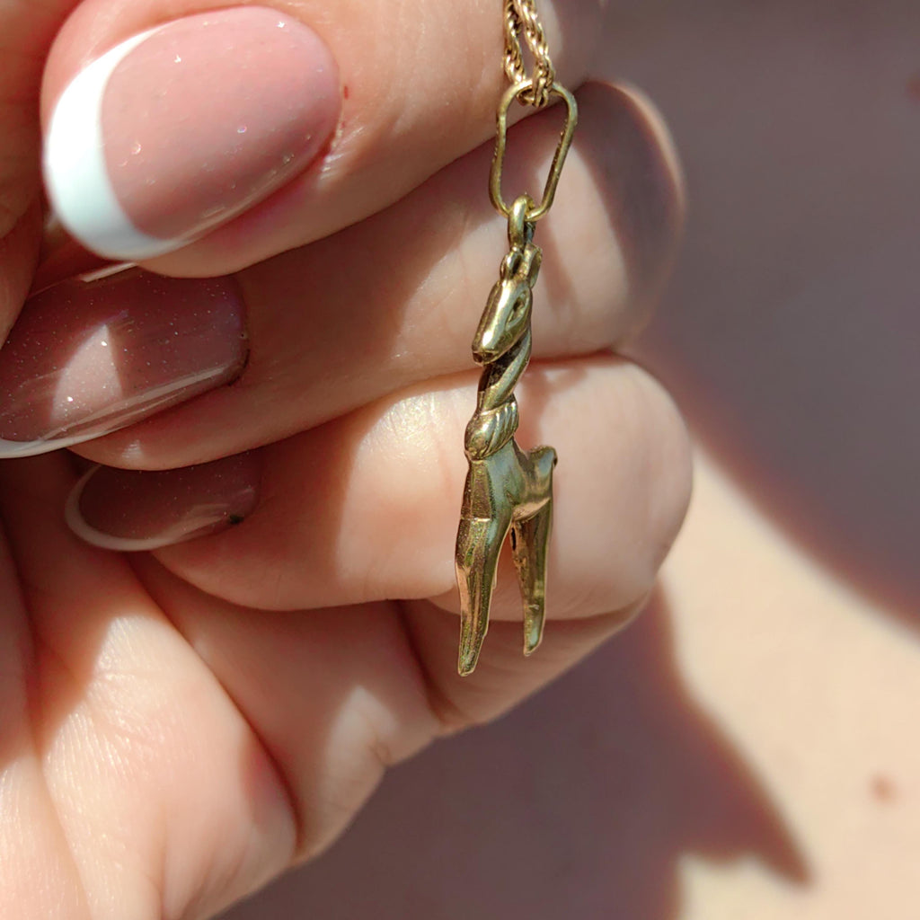 Vintage 14k Yellow Gold Deer Pendant: Elegant Forest Charm