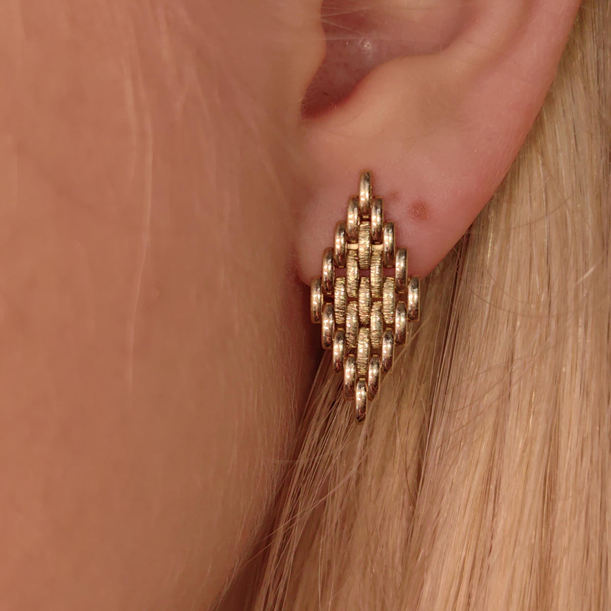 Vintage Solid 14K Yellow Gold Push Back Closure Woven Basket Weave Textured Statement Earrings Retro Elegant Gift for Her