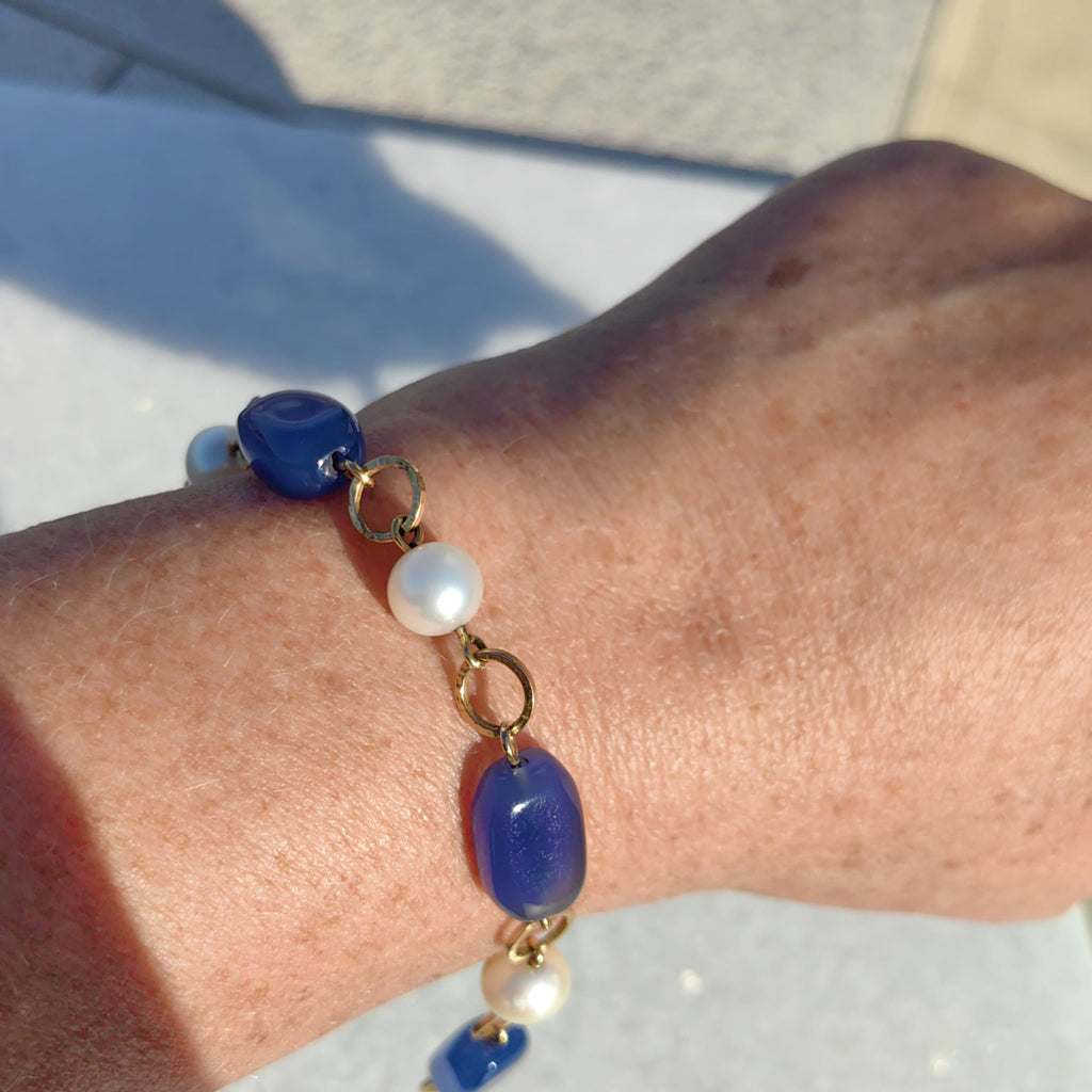 1960s Blue Chalcedony Pearl Bracelet: 18k Gold Beaded Chain