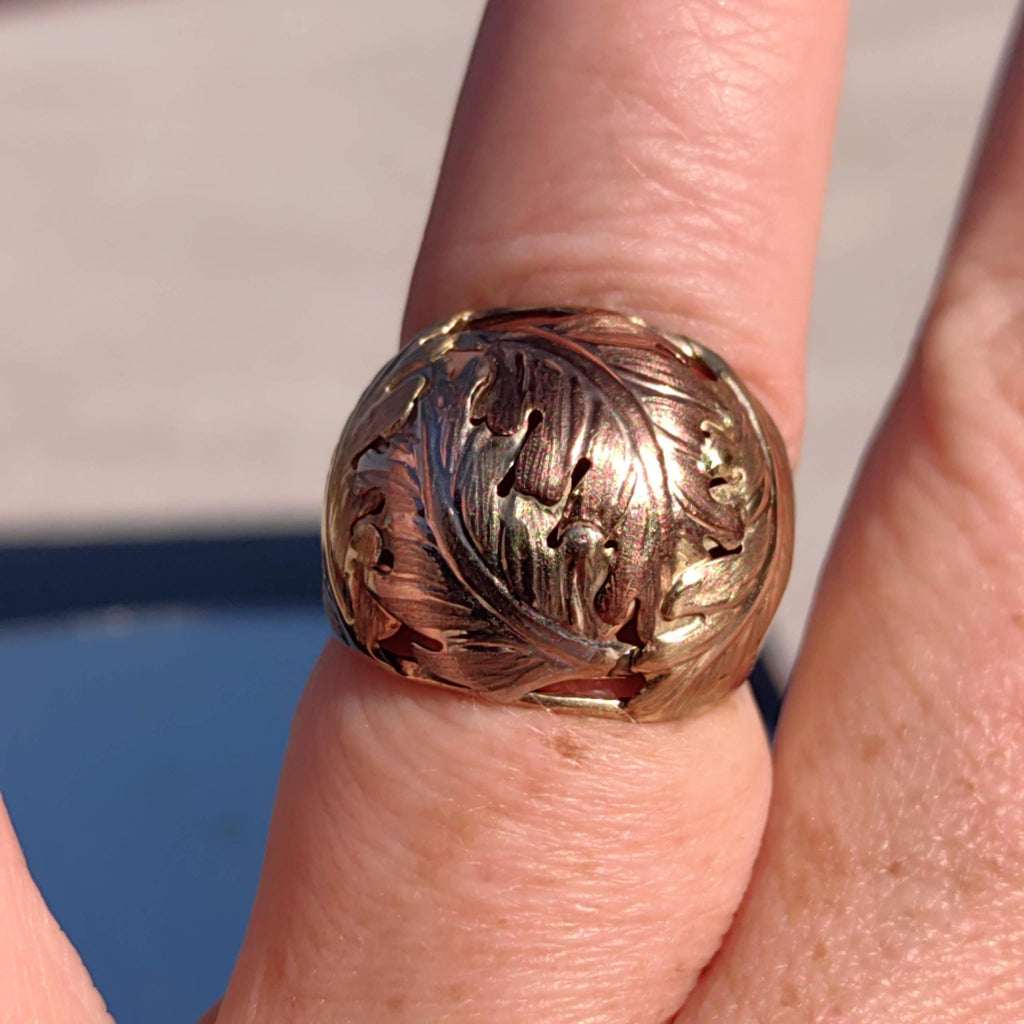 Vintage 8K Gold Leaf Ring: Statement Band, Size 8