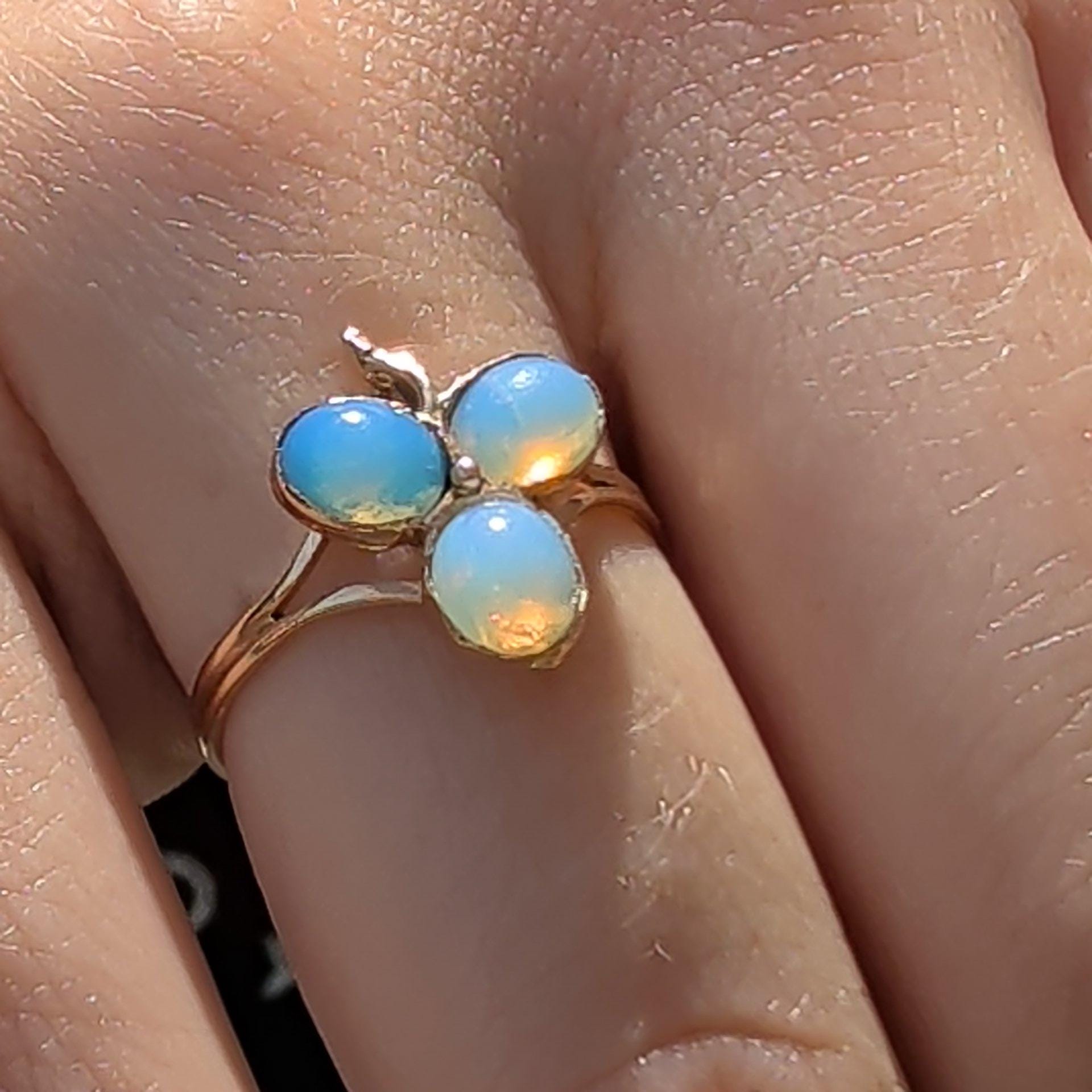 Art Nouveau Antique Opal 1900s Tref Clover Solid 14k Yellow Rose Gold Vintage Floral Flower Dainty Ring Gift for Her Girl Romantic Present.