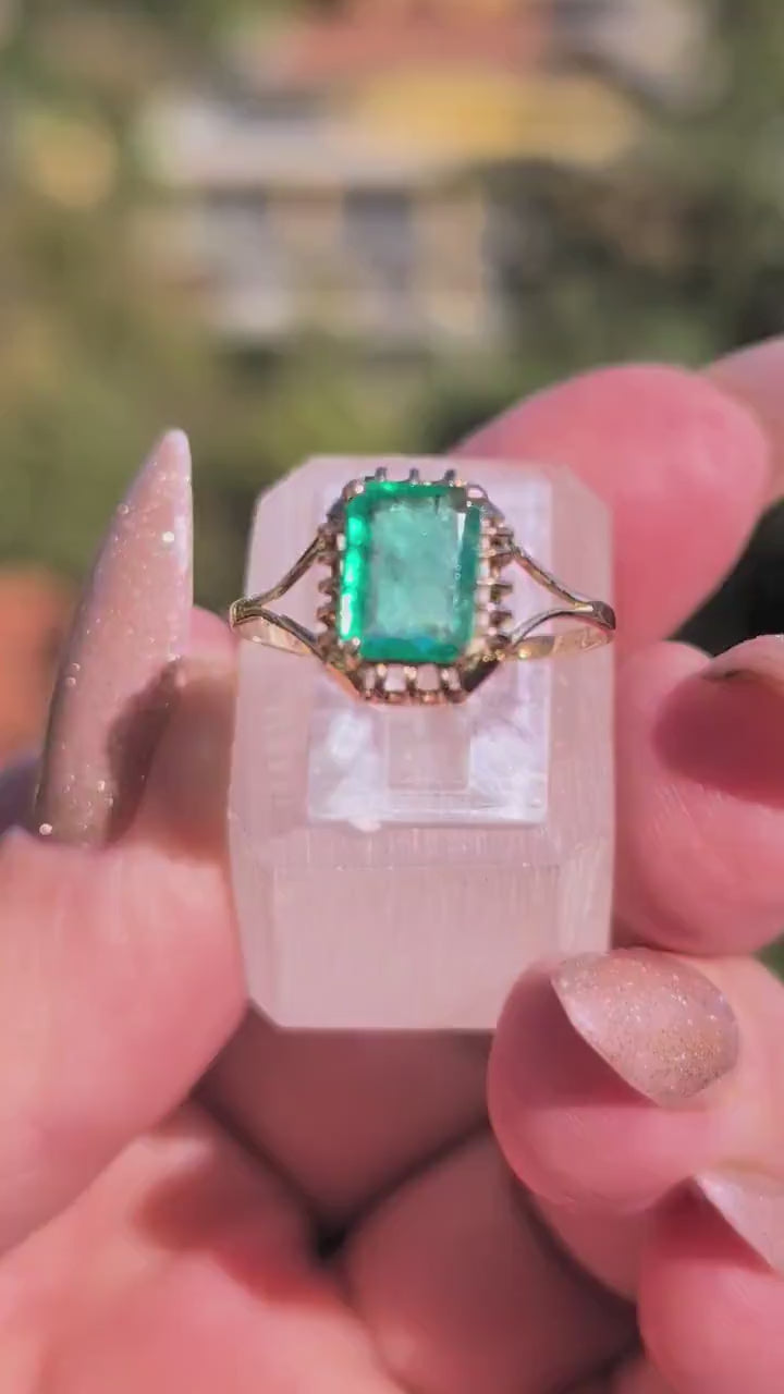 Emerald ring video 2